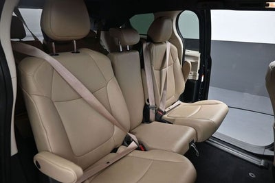 2023 Toyota Sienna XLE 8 Passenger