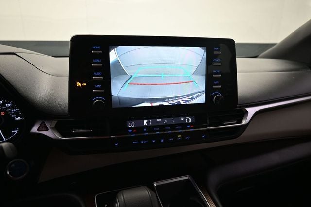 2023 Toyota Sienna XLE 8 Passenger