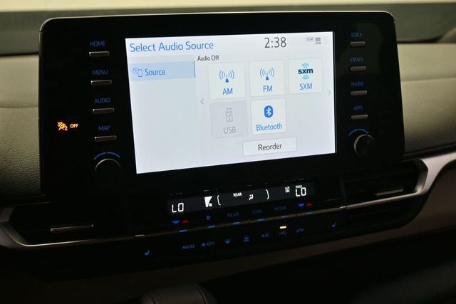 2023 Toyota Sienna XLE 8 Passenger