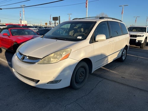 2006 Toyota Sienna Base