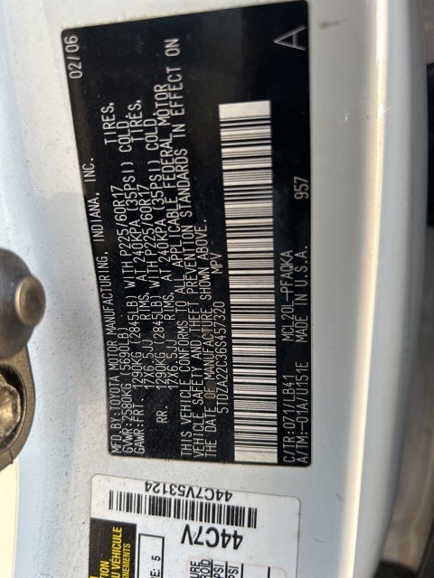 2006 Toyota Sienna Base