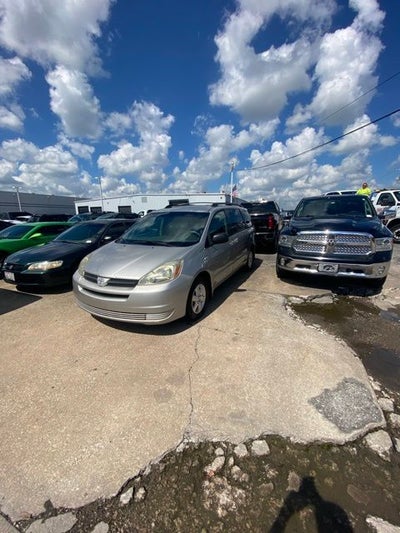 2005 Toyota Sienna CE