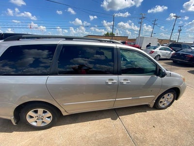 2005 Toyota Sienna CE