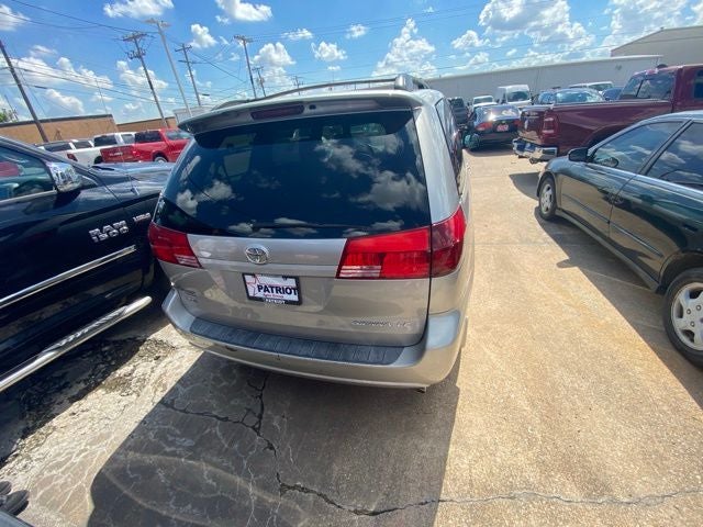 2005 Toyota Sienna CE