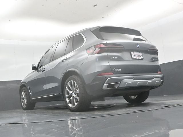 2025 BMW X5 xDrive40i