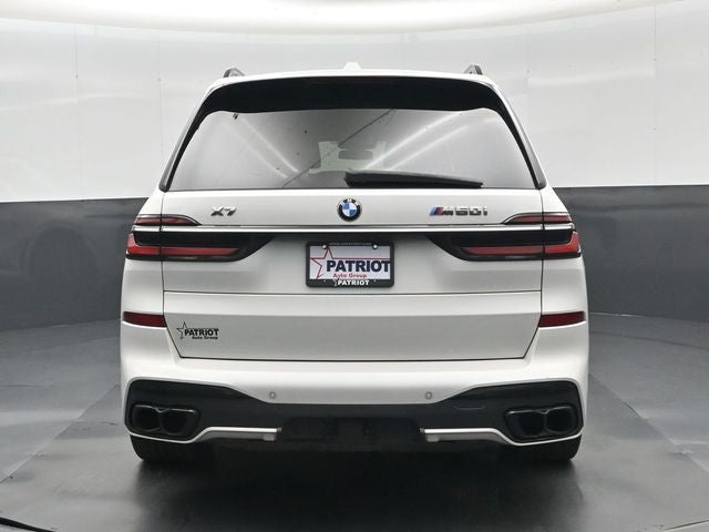 2023 BMW X7 M60i