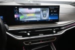 2023 BMW X7 M60i
