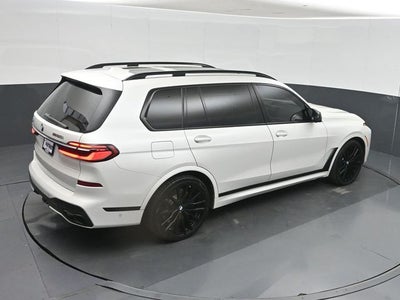 2023 BMW X7 M60i