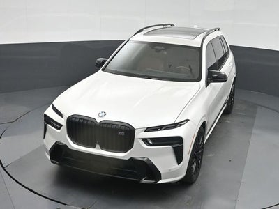 2023 BMW X7 M60i