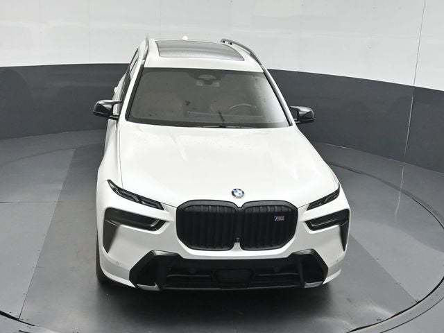 2023 BMW X7 M60i