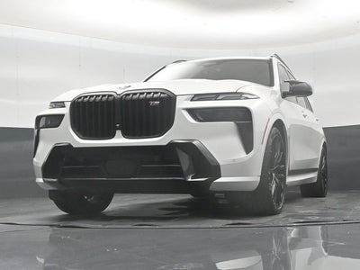 2023 BMW X7 M60i