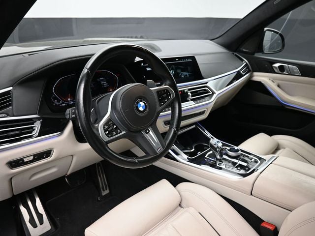 2022 BMW X7 M50i