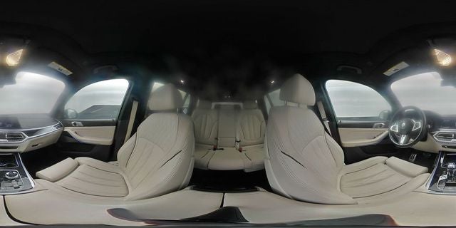 2022 BMW X7 M50i
