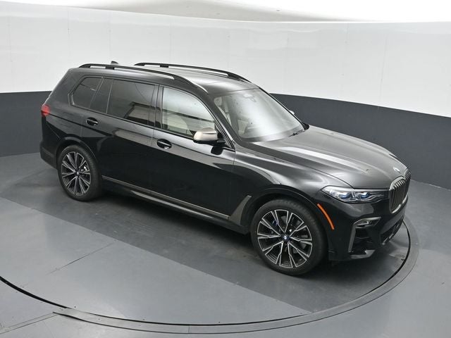 2022 BMW X7 M50i