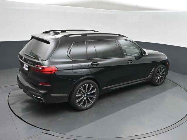 2022 BMW X7 M50i