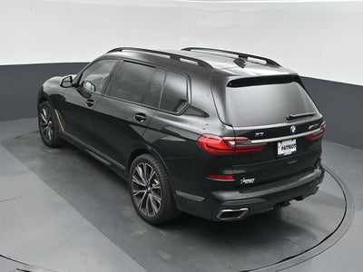 2022 BMW X7 M50i