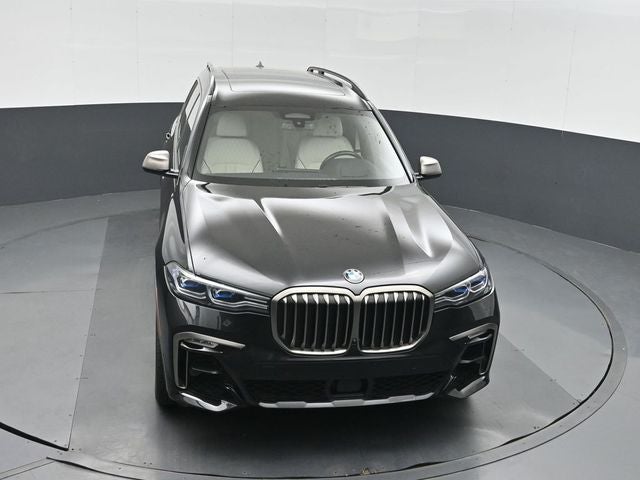 2022 BMW X7 M50i