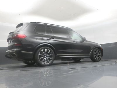 2022 BMW X7 M50i
