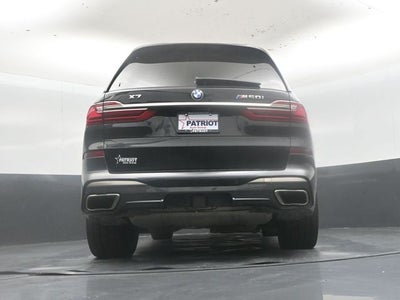 2022 BMW X7 M50i