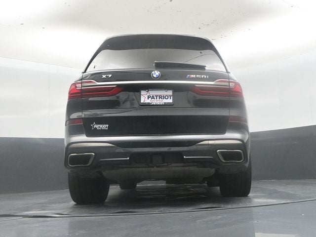 2022 BMW X7 M50i
