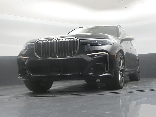 2022 BMW X7 M50i
