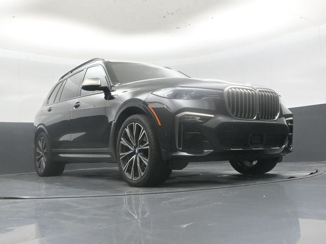 2022 BMW X7 M50i