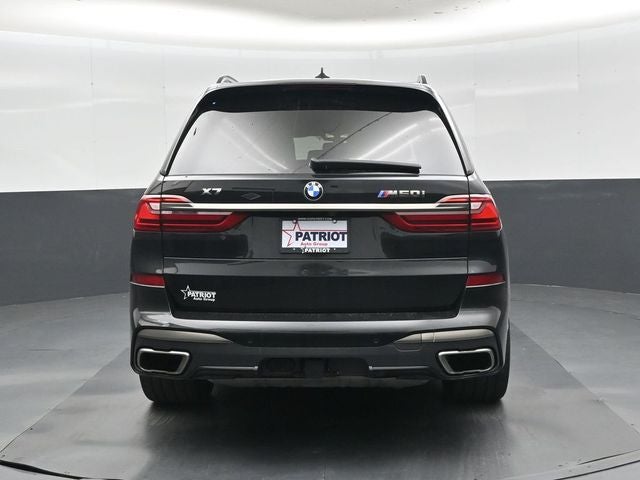 2022 BMW X7 M50i