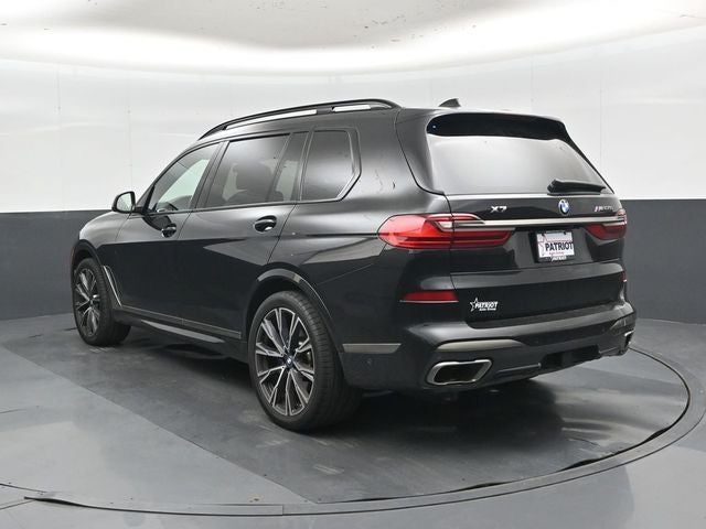 2022 BMW X7 M50i