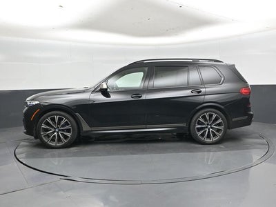 2022 BMW X7 M50i