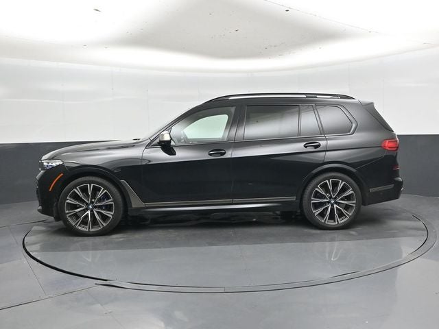 2022 BMW X7 M50i