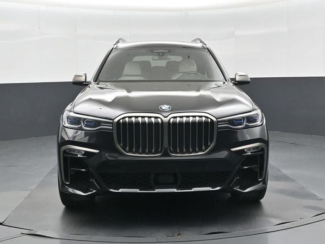 2022 BMW X7 M50i