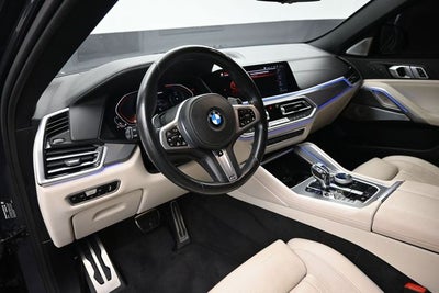2021 BMW X6 M50i
