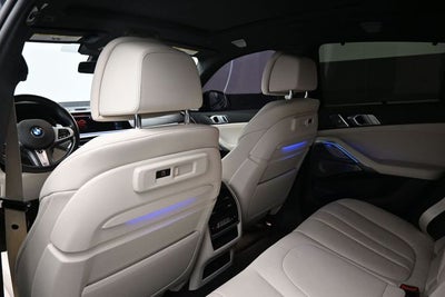 2021 BMW X6 M50i