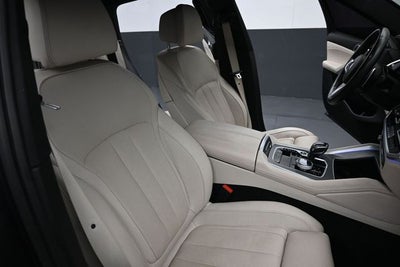 2021 BMW X6 M50i