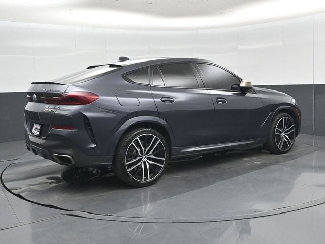 2021 BMW X6 M50i
