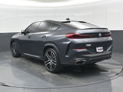 2021 BMW X6 M50i