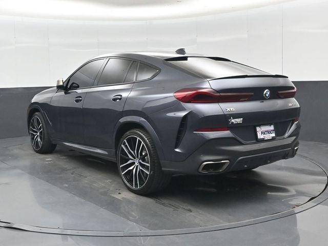2021 BMW X6 M50i