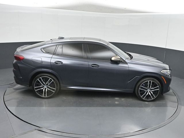 2021 BMW X6 M50i