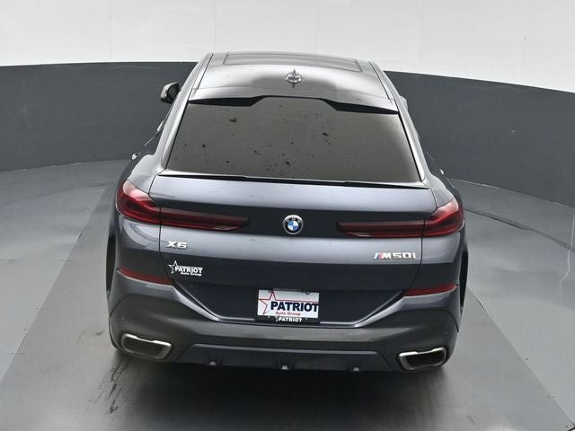 2021 BMW X6 M50i