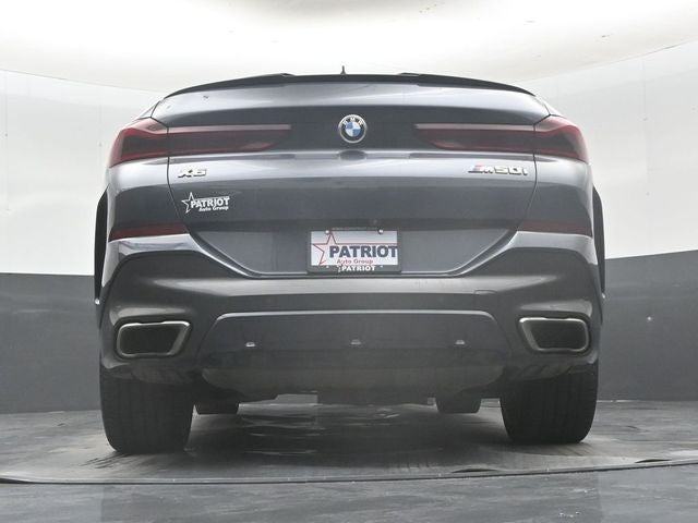 2021 BMW X6 M50i