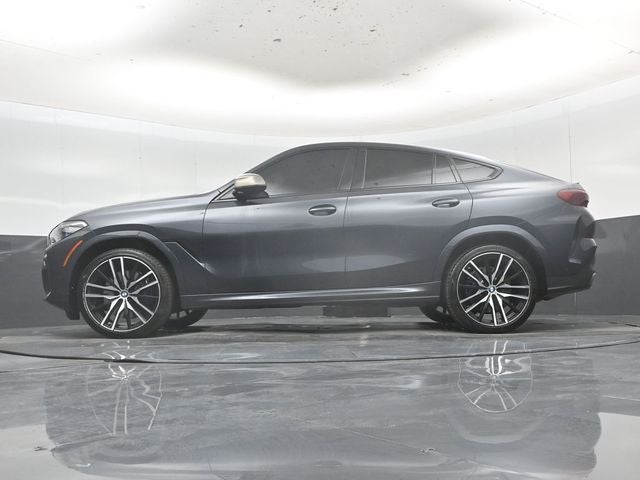 2021 BMW X6 M50i