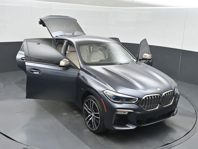 2021 BMW X6 M50i