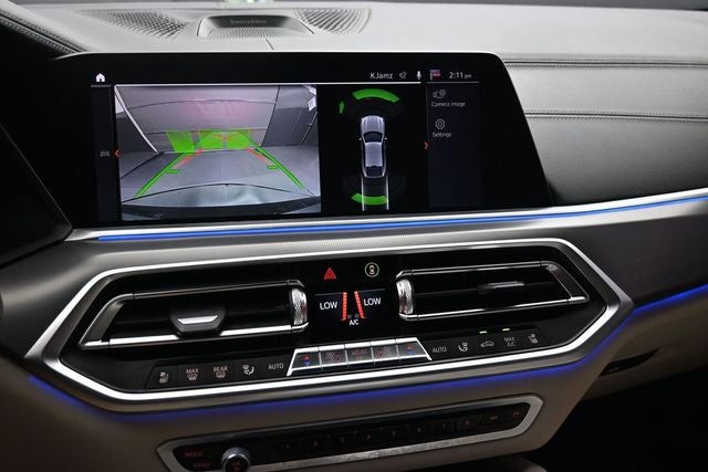 2021 BMW X6 M50i