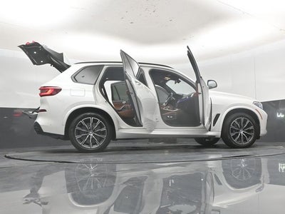 2023 BMW X5 M50i