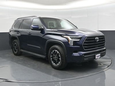 2025 Toyota Sequoia SR5