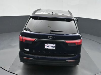 2025 Toyota Sequoia SR5