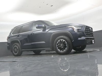 2025 Toyota Sequoia SR5