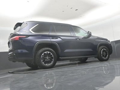 2025 Toyota Sequoia SR5