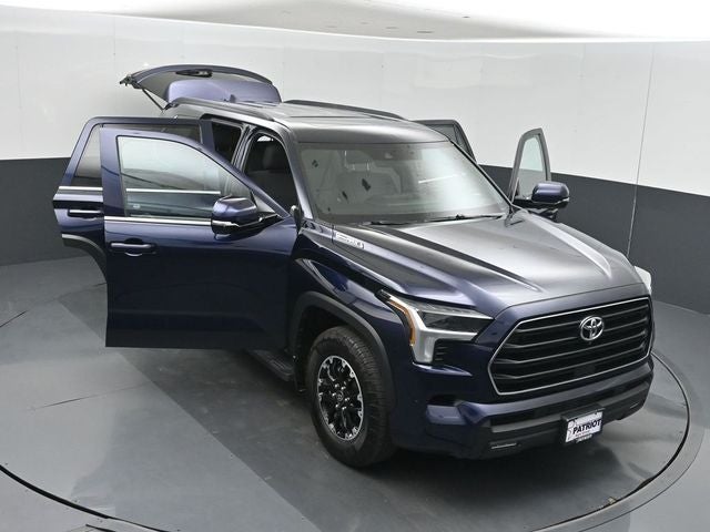 2025 Toyota Sequoia SR5