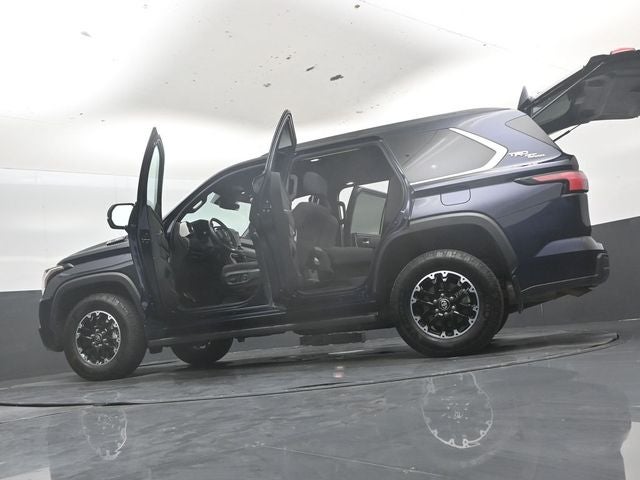 2025 Toyota Sequoia SR5